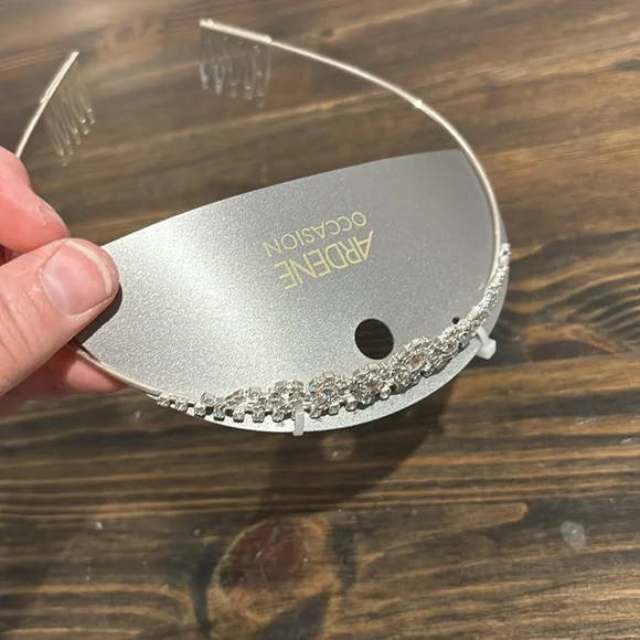 Adrene rhinestone decorative tiara New - Picture 6 of 6